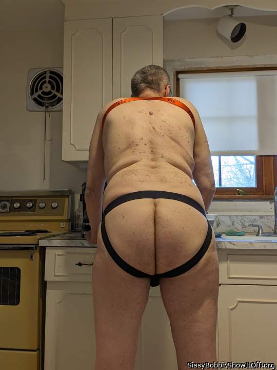 . Positioned and ready to mount.