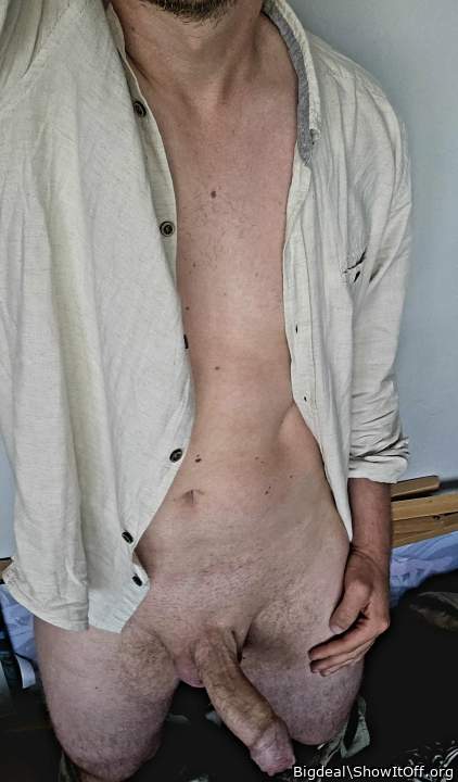 Very sexy man 😛 delicious delicious looking cock 