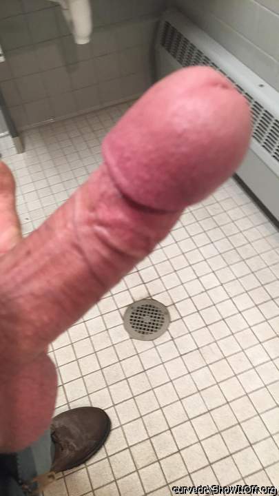 Thats a great looking cock 
