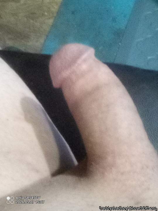 Amazing bald cock 