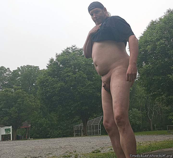 Lee Przybylowicz has a tiny sissy clitty
