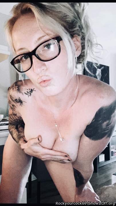 Very beautiful woman and very sexy body &#128525; &#128536;