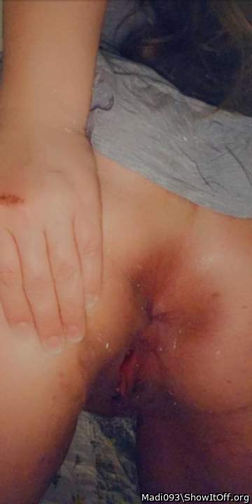 Sexy butthole. I would love to kiss it 💋