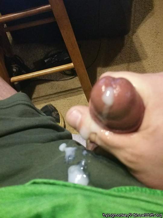 Hot cum. Nice cock! 