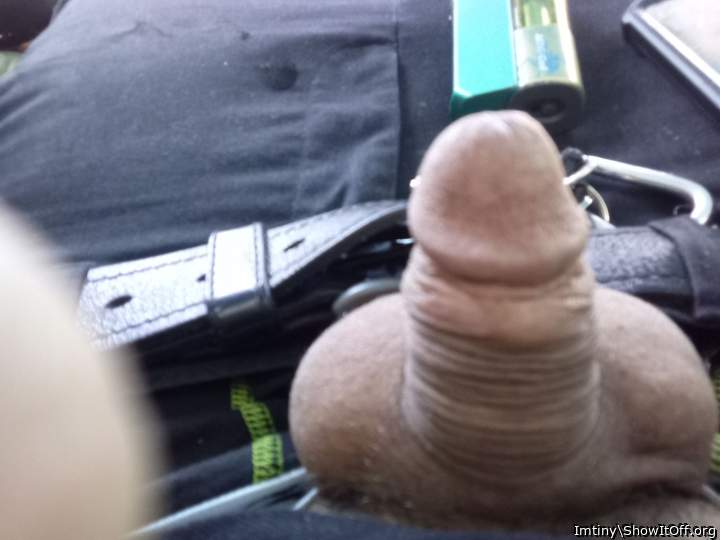 i like the exposed uncovered head