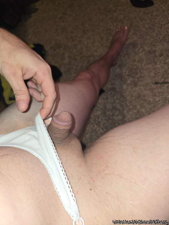 Who likes my tiny grower? (: i know its not much to write home about. Buuuut.