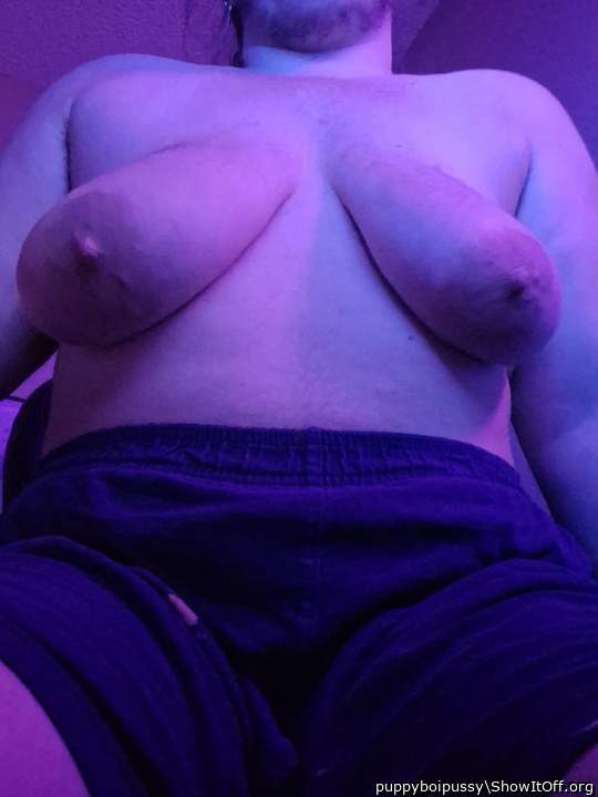 Adult image from puppyboipussy