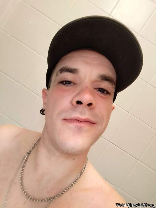 Adult image from T3cl4