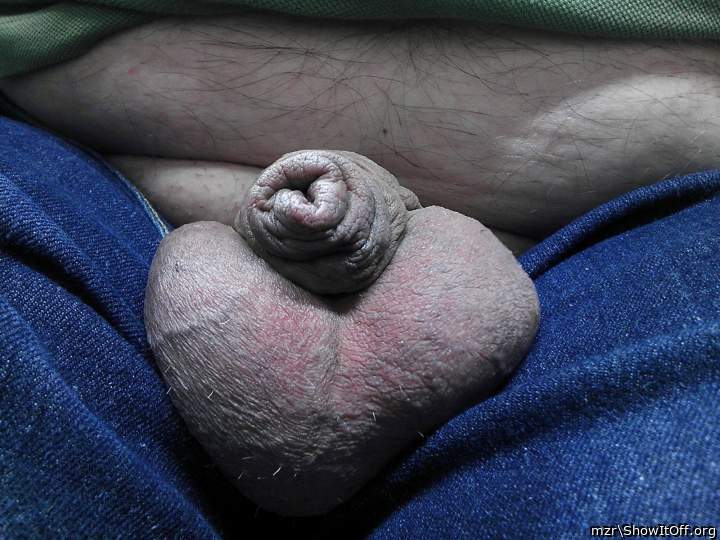 Adult image from mzr