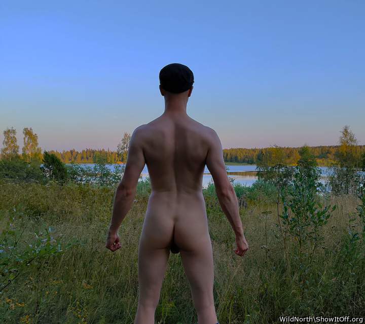 Very impressive Back Porch, and being Naked outside, Yesssss