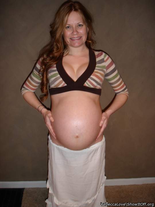 Wow, youre so cute pregnant! I think pregnant women are whi
