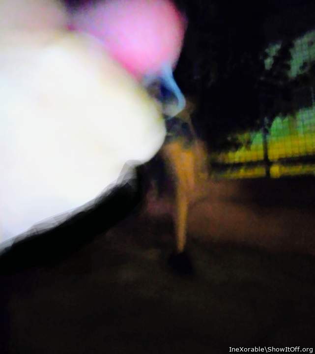 Public masturbation and cum in front of 3 sexy hotties (very bad quality pic)