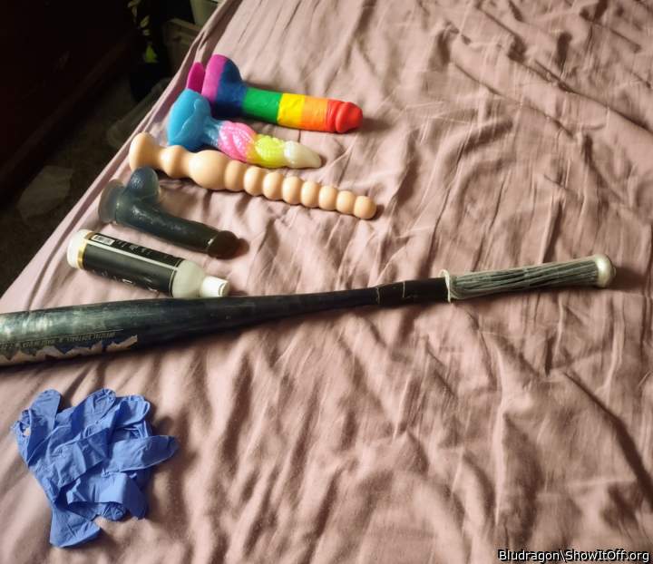 try these toys in my cunt, fuck my tight hole with everyone 