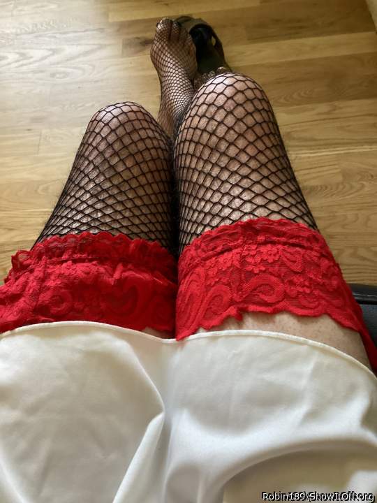 Adult image from Robin189