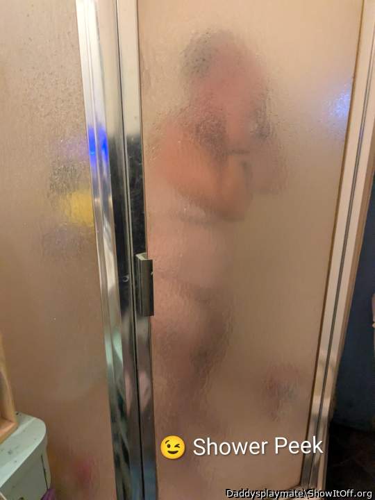 Adult image from Daddysplaymate