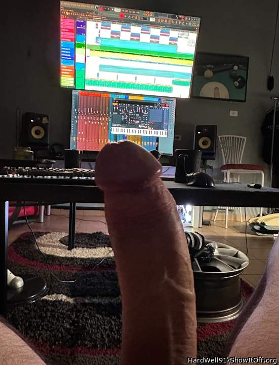 Adult image from HardWell91
