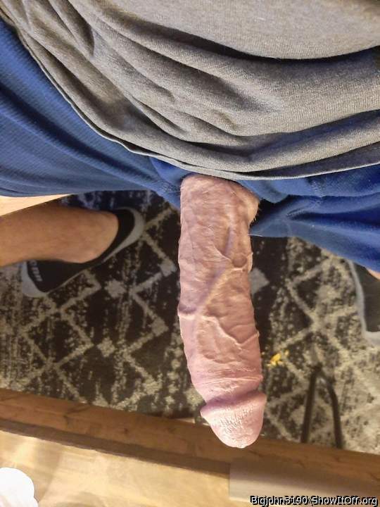 Such a hard and hot cock!