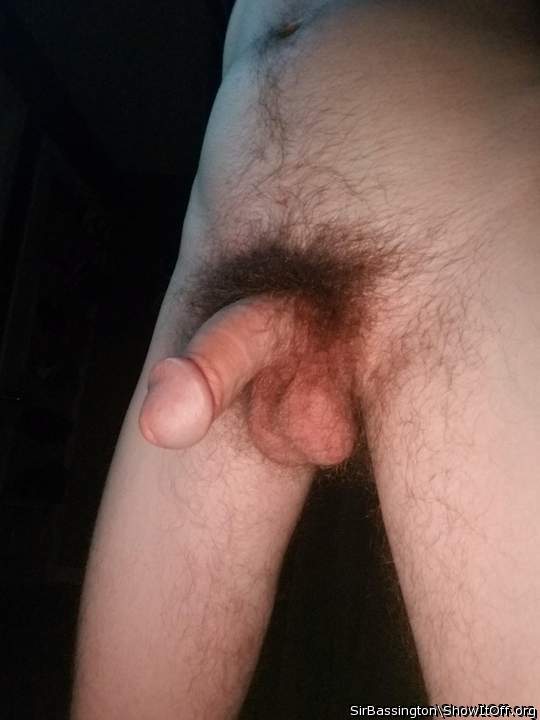 Hey man,lovely pic of your awesome soft cock love to feel it