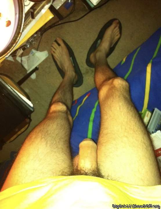 Really great view nice legs and wow, what a perfect cock tha