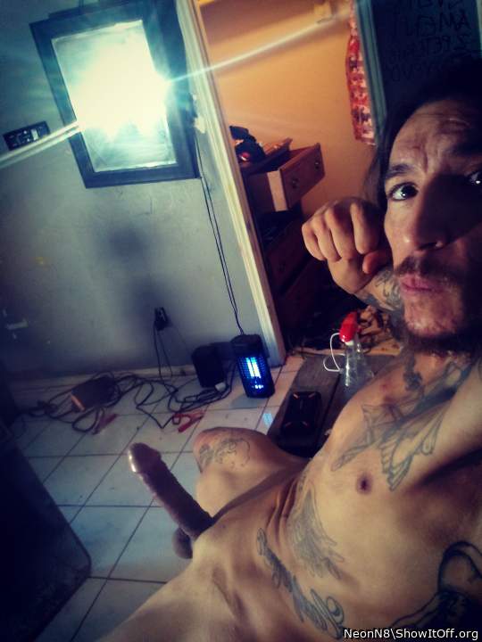 Adult image from NeonN8