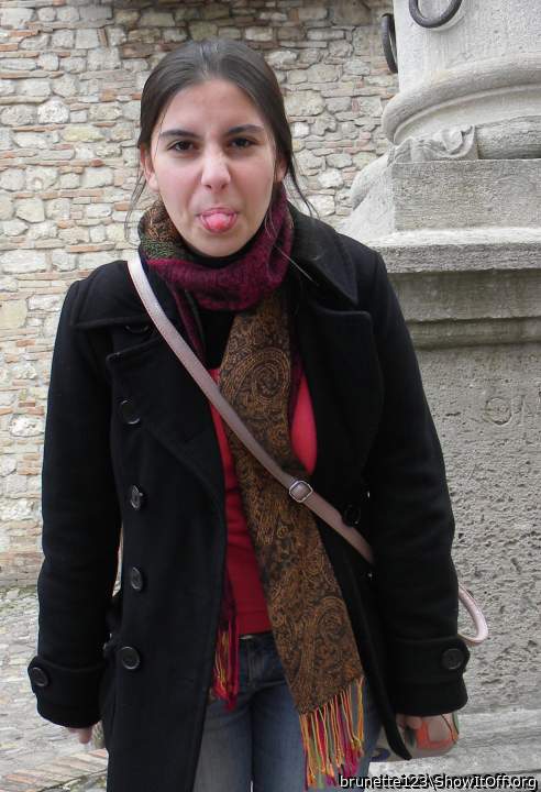 Adult image from brunette123