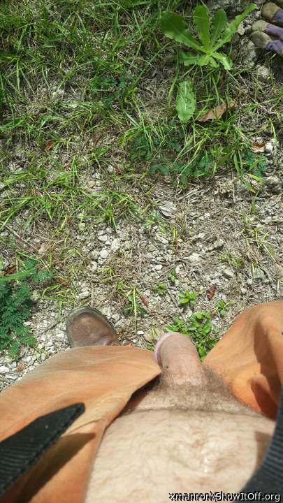 Outdoor pics are my fav.