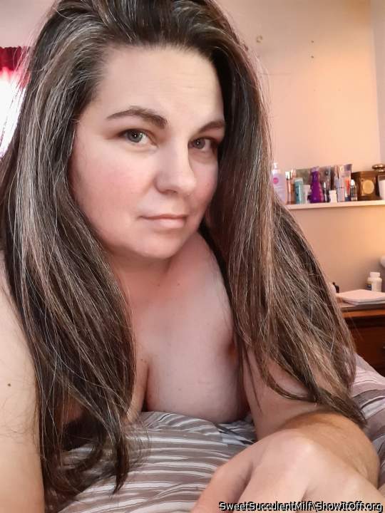 Adult image from SweetSucculentMilf