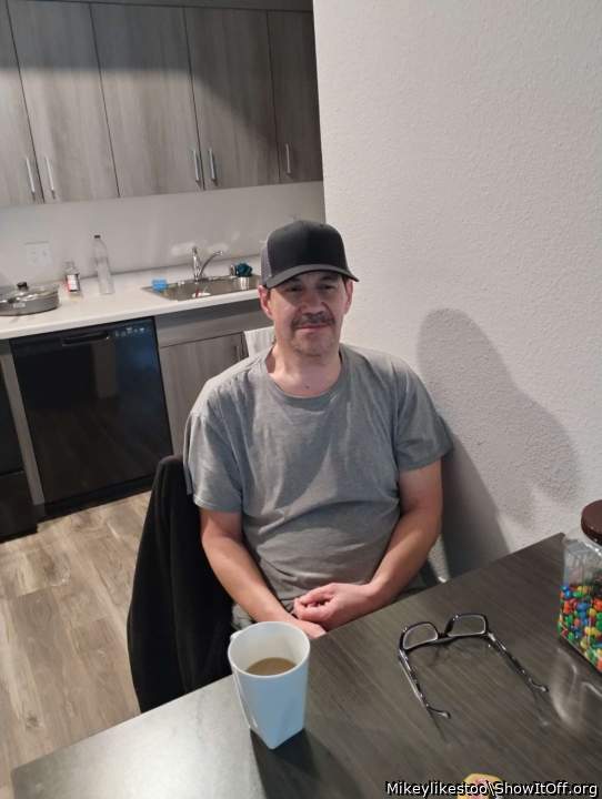 Adult image from Mikeylikestoo