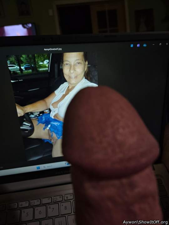 Adult image from Aywon