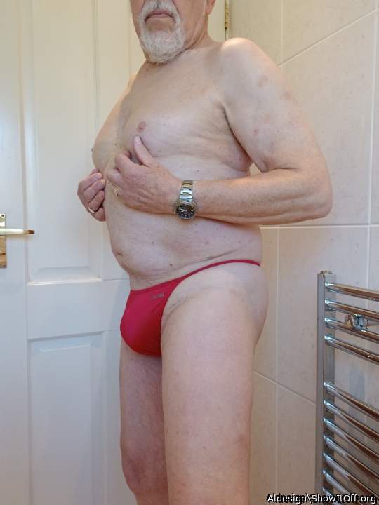 Nice big bulge to rub... And tits!