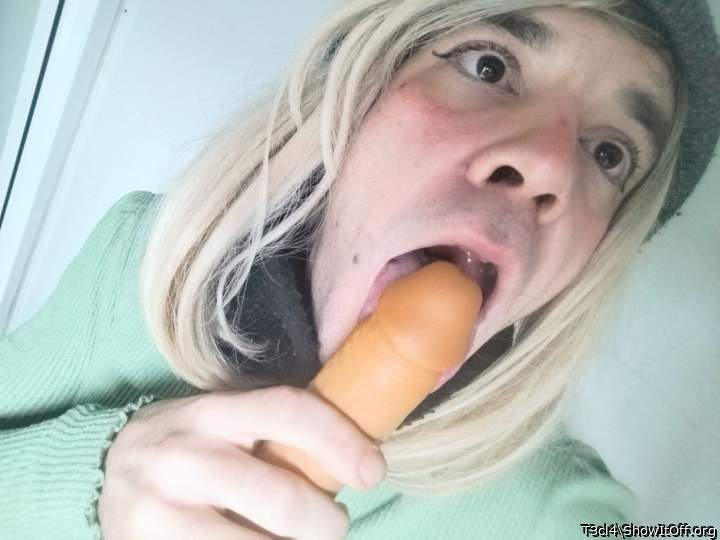 Adult image from T3cl4