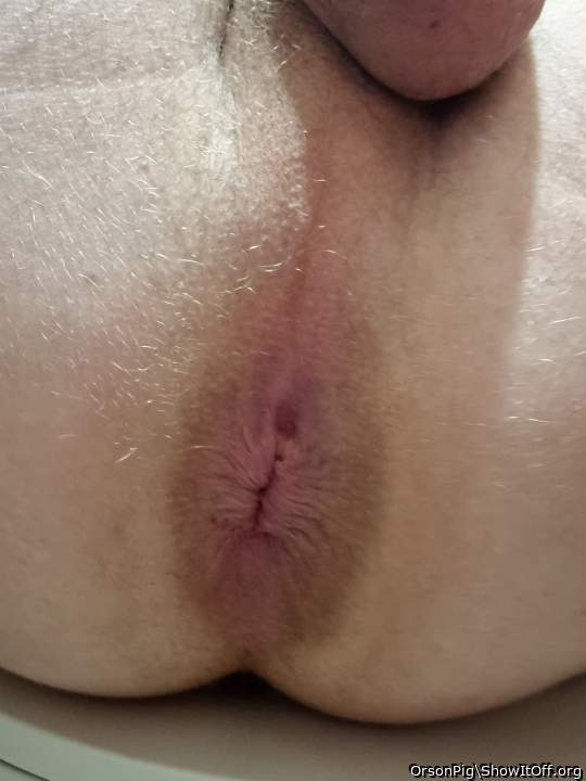 Some more of my ass from public restroom.