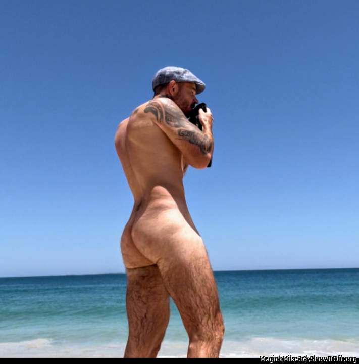 My peach 🍑 at the beach ⛱️ lol