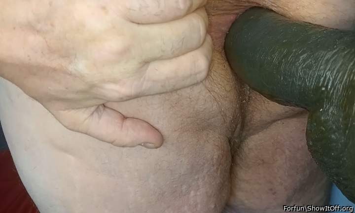 gape my hungry hole