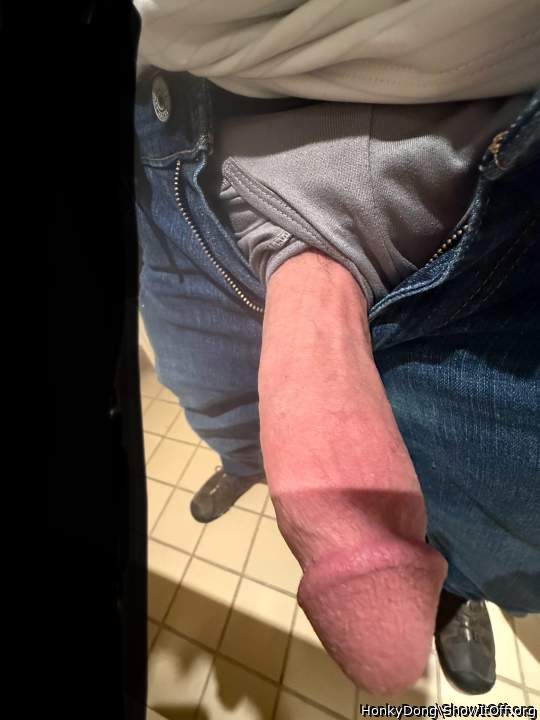  Nice cock! please add me for your friend, thank you.