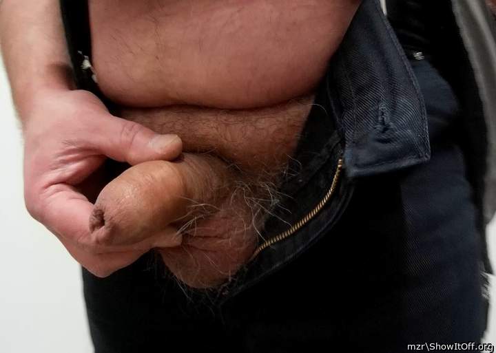 Adult image from mzr