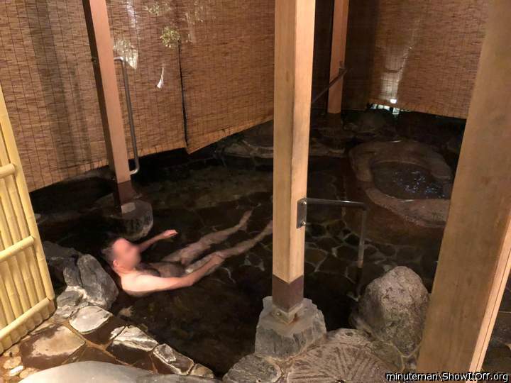 Dicklet relaxing in the Japanese onsen