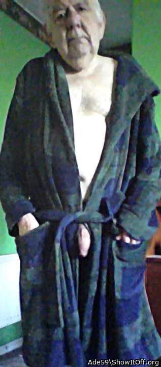 I want to cum in your robe and share the warmth?!