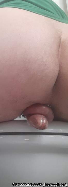 Adult image from Piercedsissycock