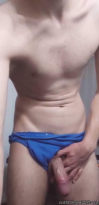 Very sexy body and cock!