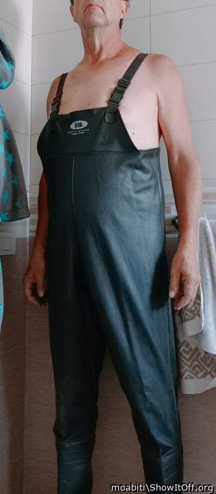 naked with coverall