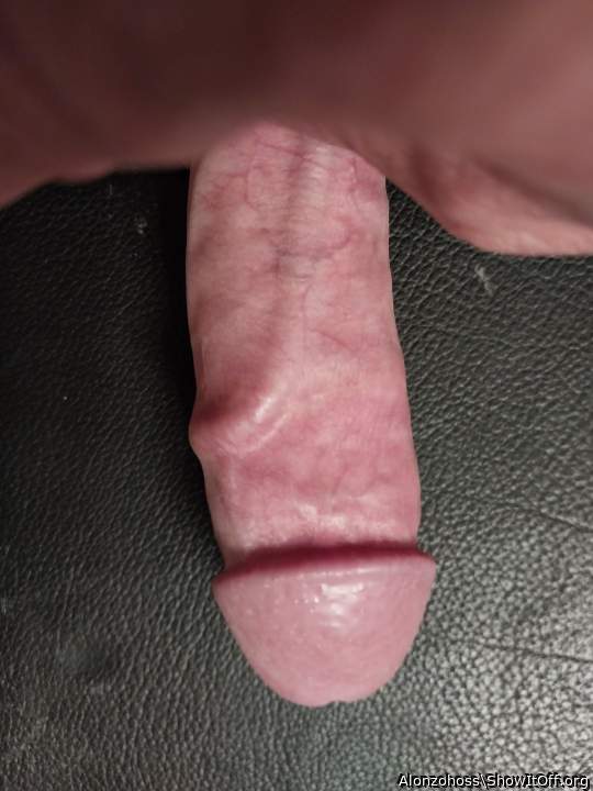 Adult image from Alonzohoss