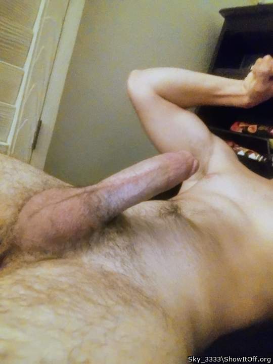 What a great photo nice body. 