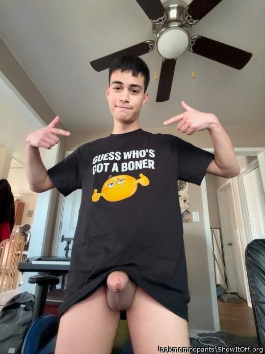 Fuck dude you have a great dick and ball sack
Sweet face to