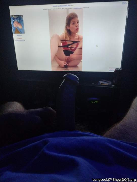 Domme_and_escort tribute