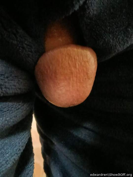 Adult image from edwardren