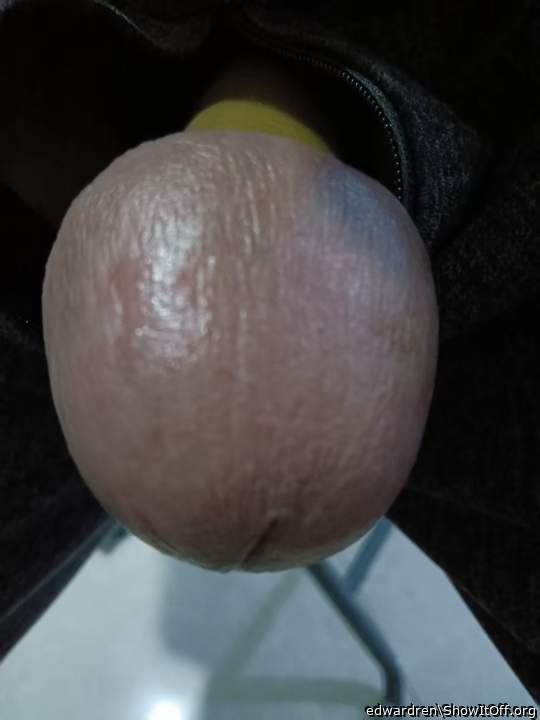 Adult image from edwardren