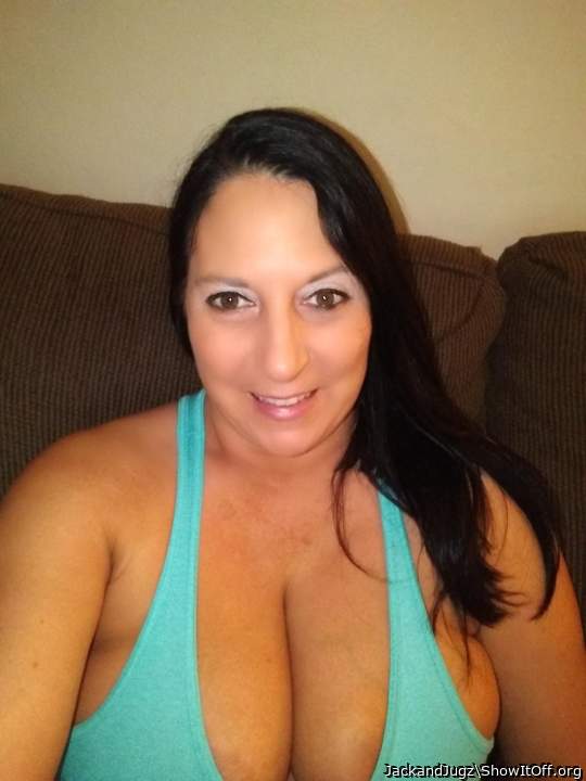 Love how that big tit bulges out from under your top.   