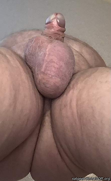 very exciting balls! adorable cockhead!   