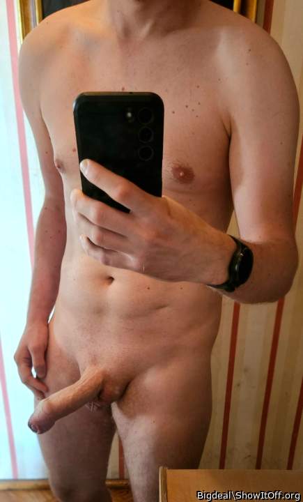 Very nice dick and body 